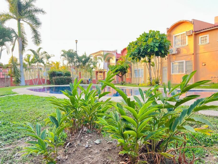 Ferienwohnung Casa Con Alberca A 8 Min De Playa Ixtapa  Exterior foto
